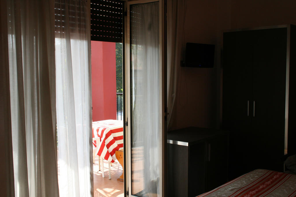 Hotel Renato Sesto San Giovanni Ruang foto