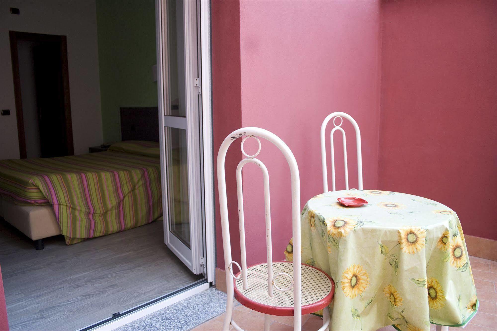 Hotel Renato Sesto San Giovanni Bagian luar foto